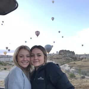 Meet your Posher, Brittnee